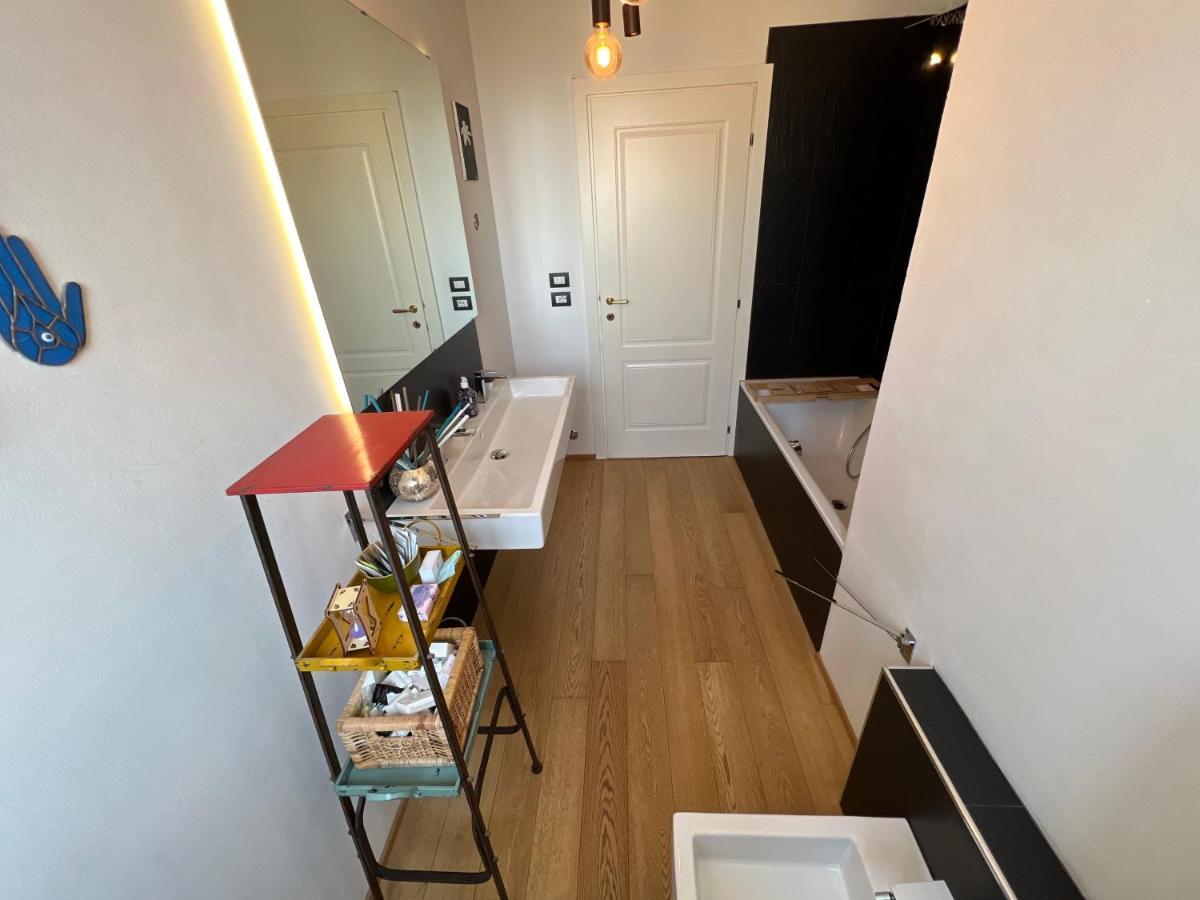 Rooftop In Historical Center Apartment Bologna Ngoại thất bức ảnh